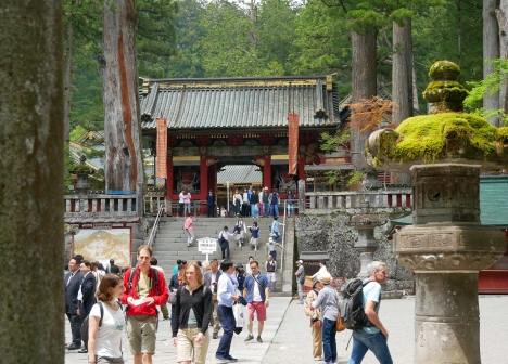 vstup do Toshogu mauzolea Tokugawy Ieyasu