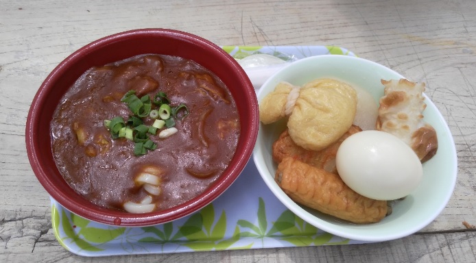 kariudon a oden, vařené rybí i nerybí pochoutky