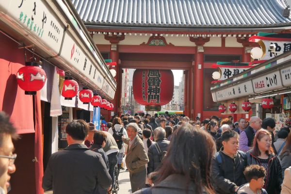 Turistická ulice Nakamise.