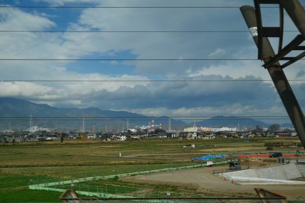 V té rychlosti se i při rychlé závěrce sloupy ohýbaly.