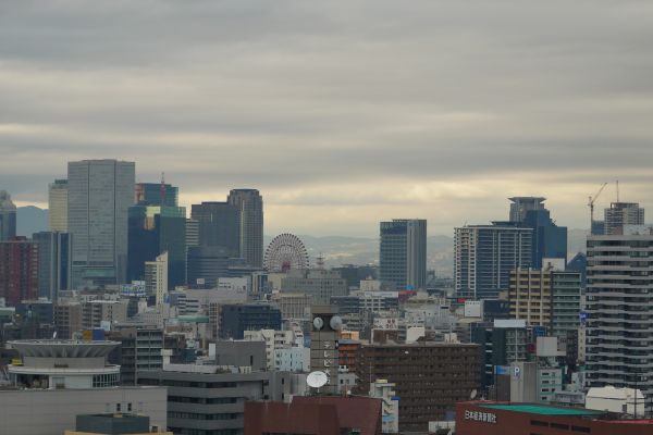 Výhled z Osackého hradu na centrum Osaky.