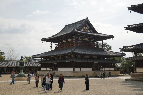 Chrámový komplex Horyuji.