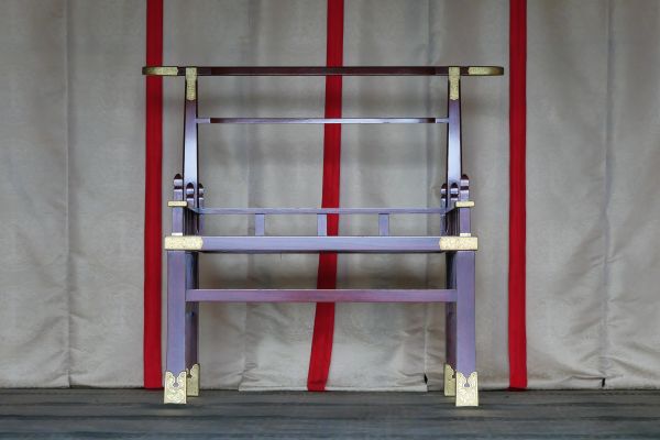 Císařský trůn v paláci Heijo v Naře.