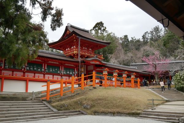 Vstup do svatyně Kasuga Taisha.