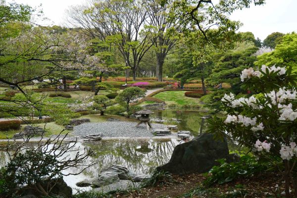 Japonská zahrada císařského paláce.