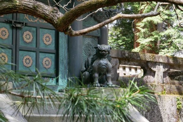 Mauzoleum Tokugawy Ieyasu, největšího japonského vládce posledních staletí.