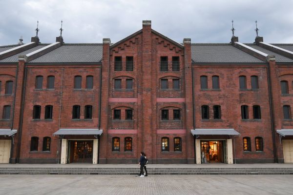 Red brick warehouse, zrenovované doky v Jokohamě.