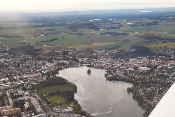 Jindřichův Hradec and Vajgar pond.