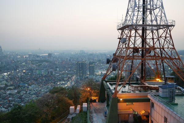 Výhled na podvečerní Seoul.