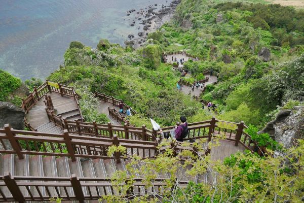 Cesta na Seongsan Ilchulbong.