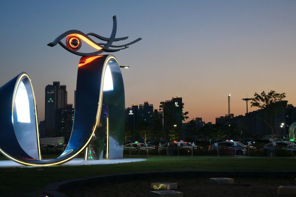 Podvečer v Daegu u nádraží.