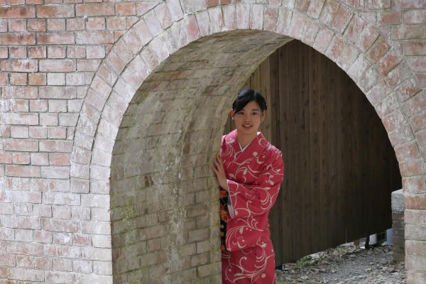 Akvadukt u Nanzenji je oblíbeným cílem Japonců.