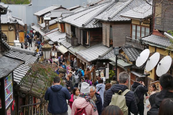 Historické centrum Higašijama a jeho malebné uličky.